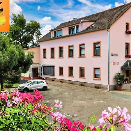 Hotel Tenner Neustadt an der Weinstrasse Bagian luar foto